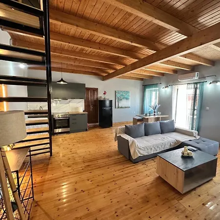 Vitos * Ágios Matthaíos